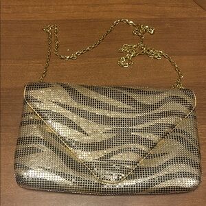 Urban Expressions Gold and Black Metallic crossbody Chain Clutch